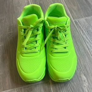 Memory foam skechers